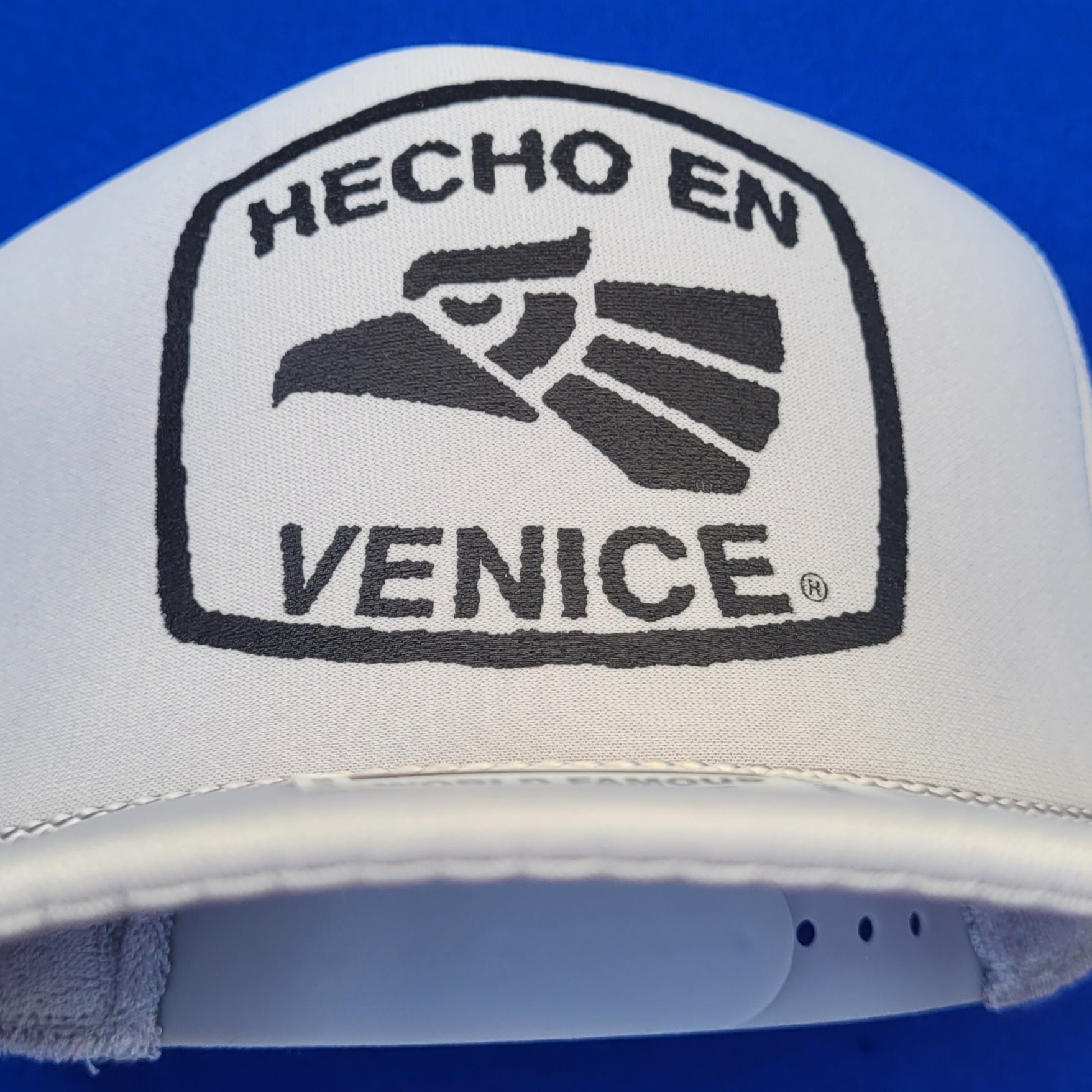 HECHO EN VENICE TRUCKER HAT