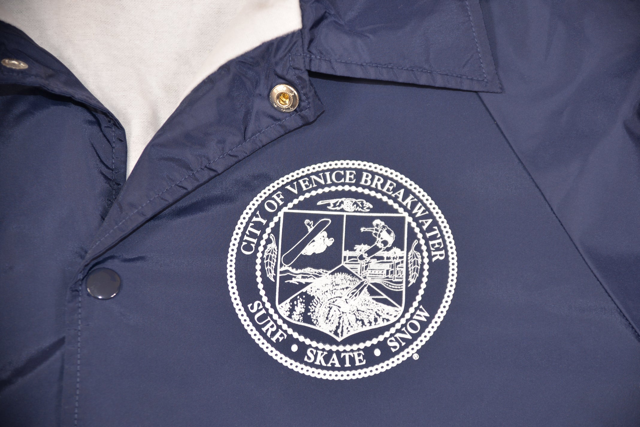 HECHO EN VENICE WINDBREAKER