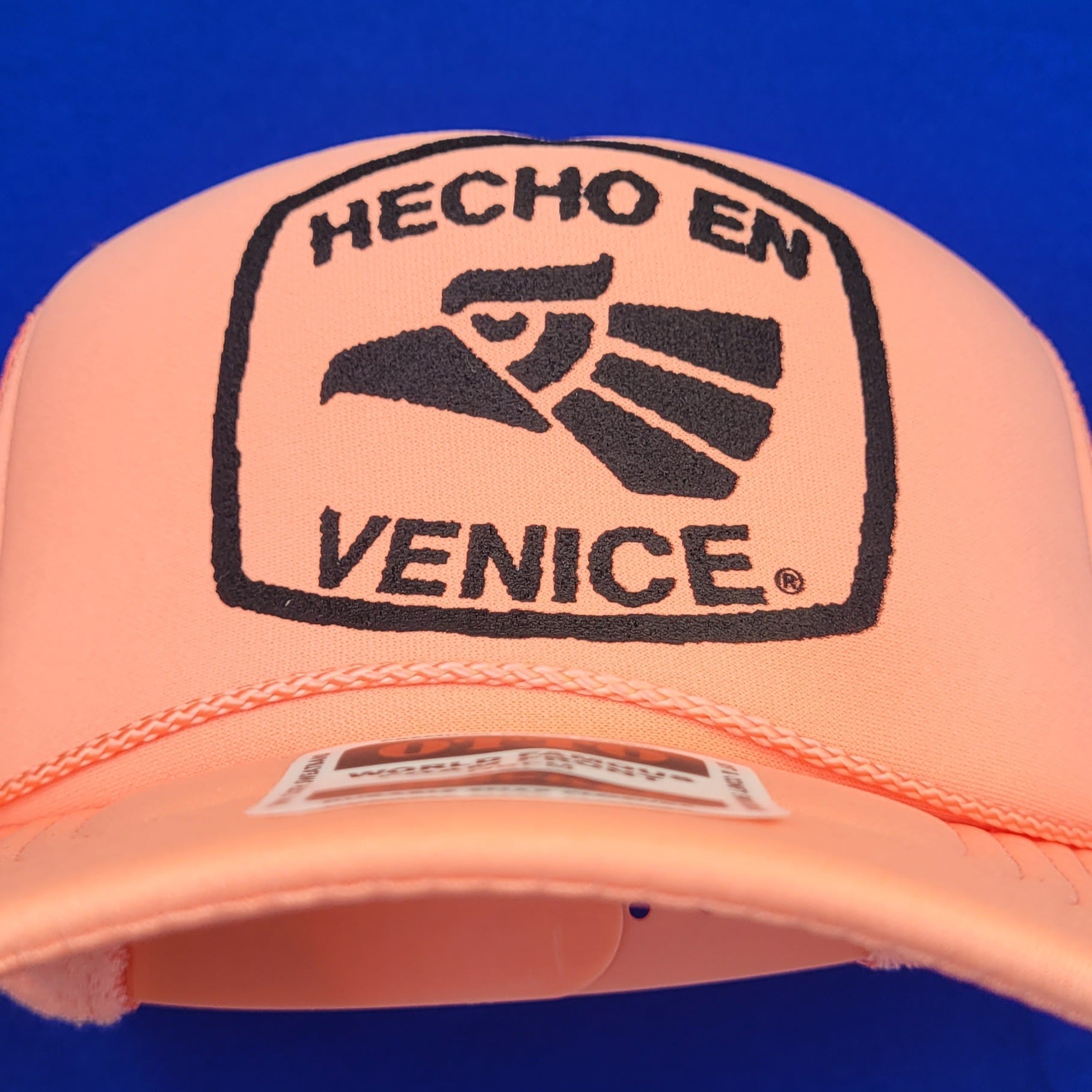 HECHO EN VENICE TRUCKER HAT