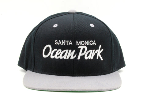 OCEAN PARK SCRIPT 2-TONE HAT