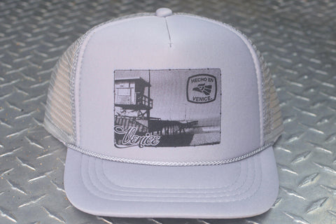 VENICE PIER YOUTH TRUCKER HAT